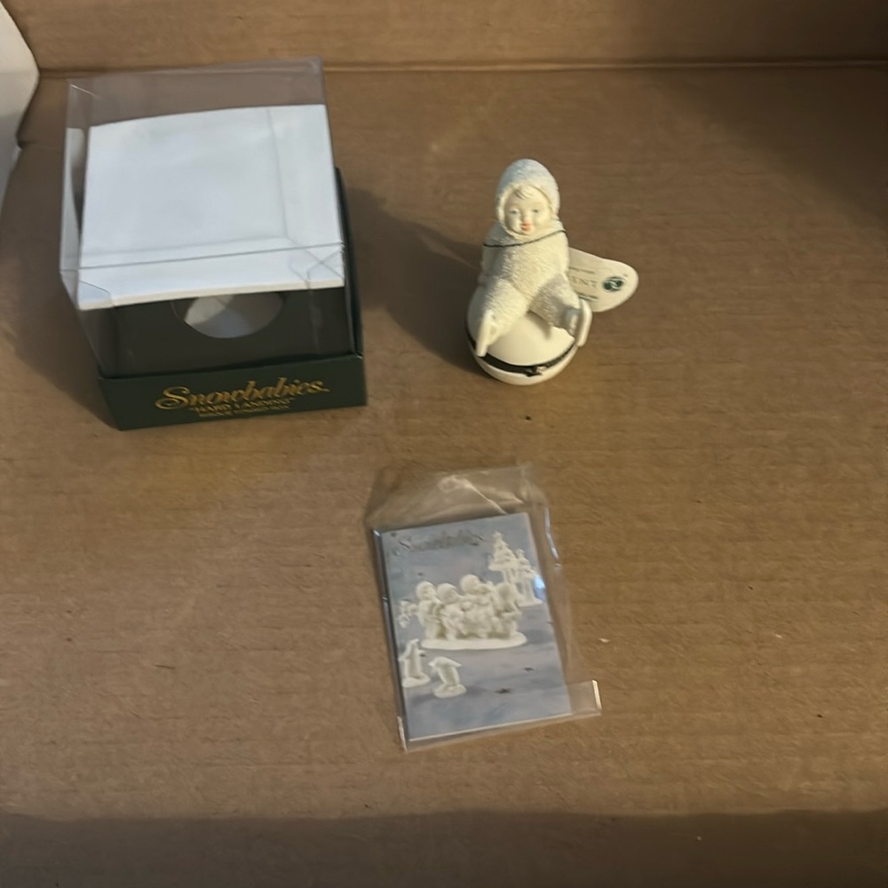 Snowbabies “Hard Landing”